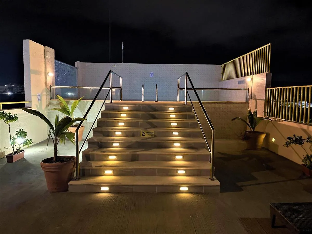 Hotel 12 BEES Playa del Carmen