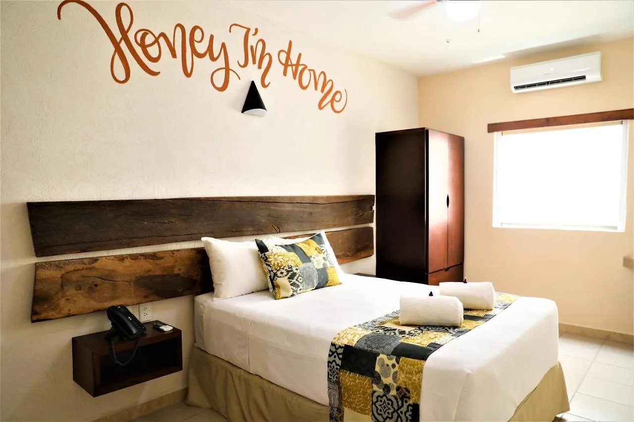 Hotel 12 Bees By Kavia Playa del Carmen