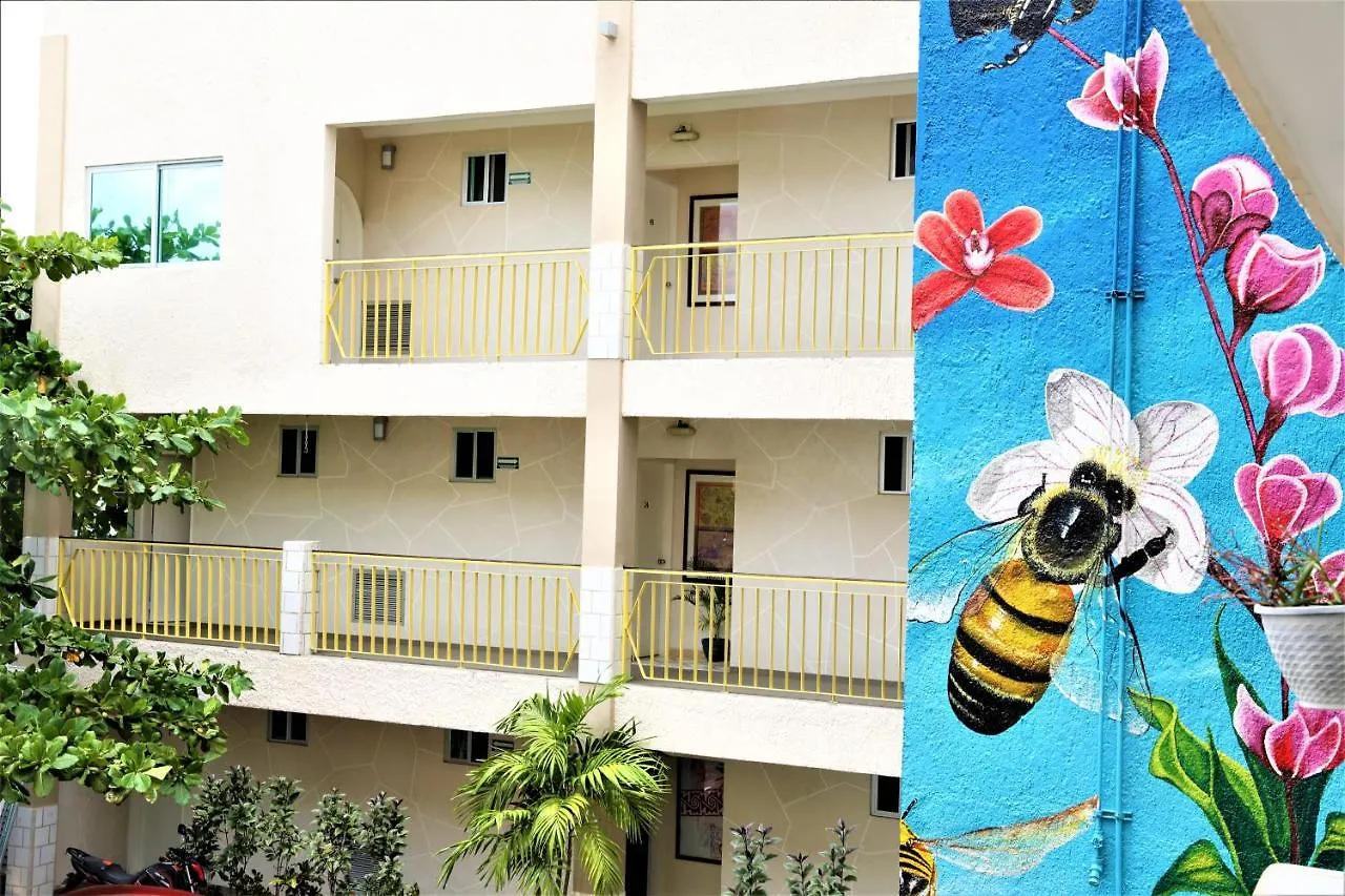 ***  Hotel 12 Bees By Kavia Playa del Carmen Mexico